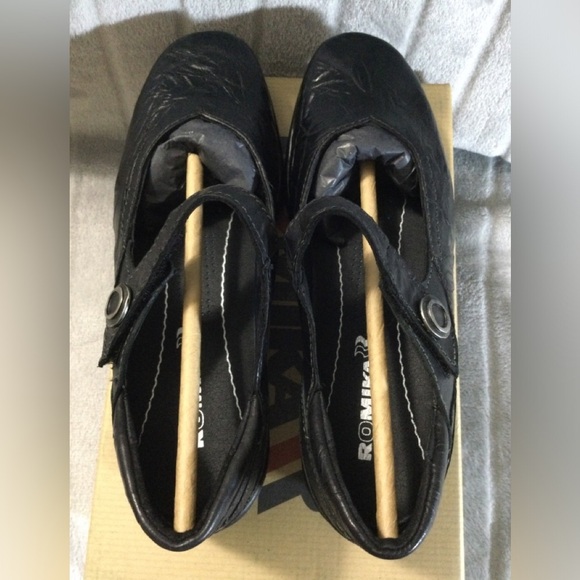 Romika Cassie 50 Mary Jane Flat Black EU 37 US 6 to 6.5 - Picture 5 of 13